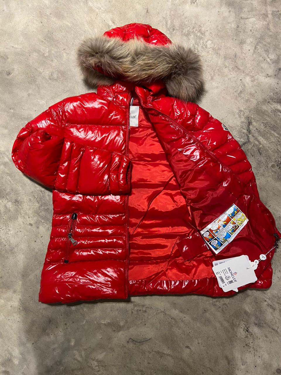 Moncler μπουφάν με γούνα